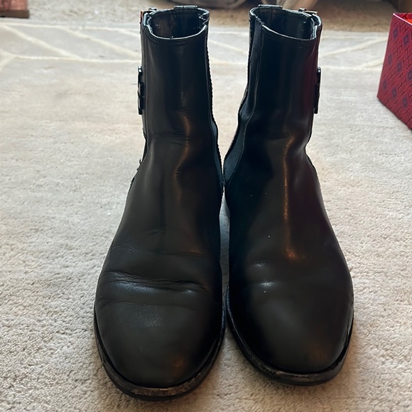 Tory Burch Chelsea booties - Picture 1 of 6